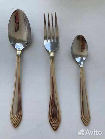 Наборы столовых приборов 18 и 24 предмета