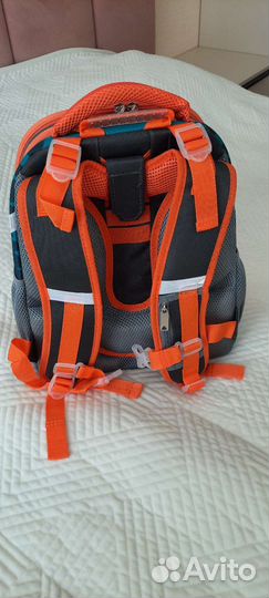 Рюкзак школьный новый