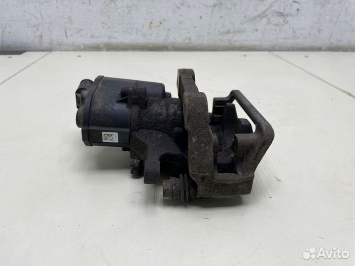 Суппорт тормозной задний левый Volvo Xc70 2013