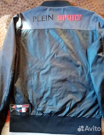 Бомбер plein sport