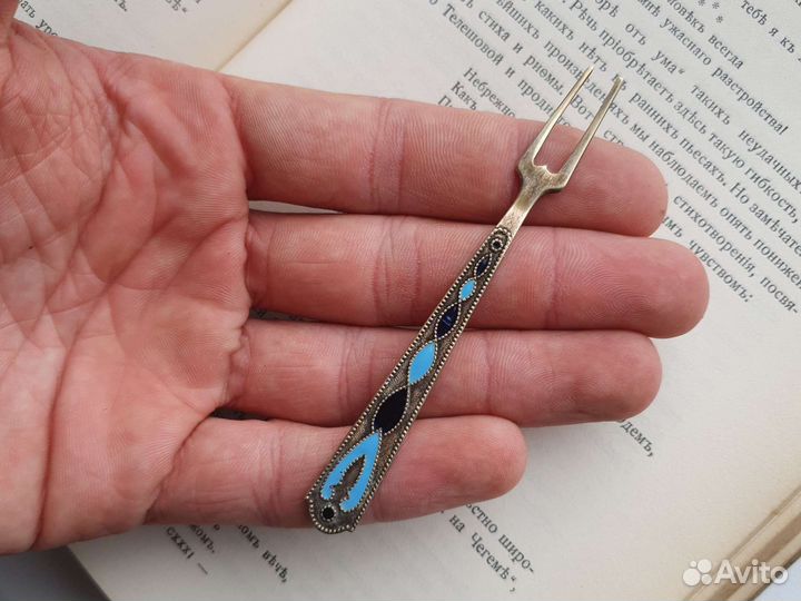 Серебряная вилочка для лимона