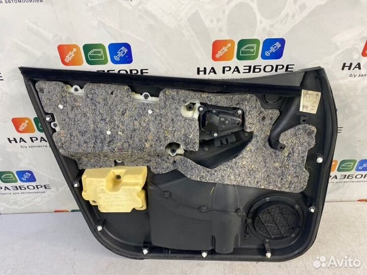 Обшивка двери передняя правая Toyota Rav4 ACA30
