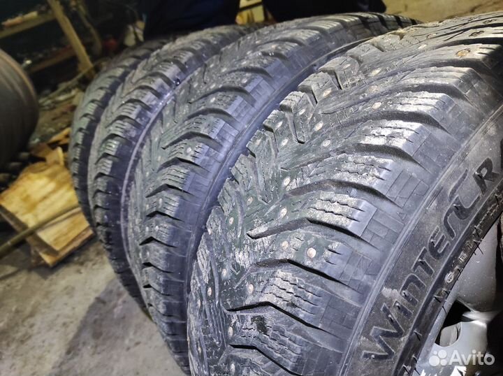 Kumho WinterCraft Ice WI31 205/55 R16