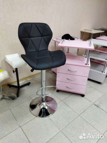 Стулья для мастеров