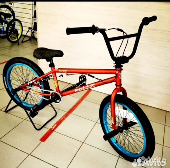 Новый BMX Roliz