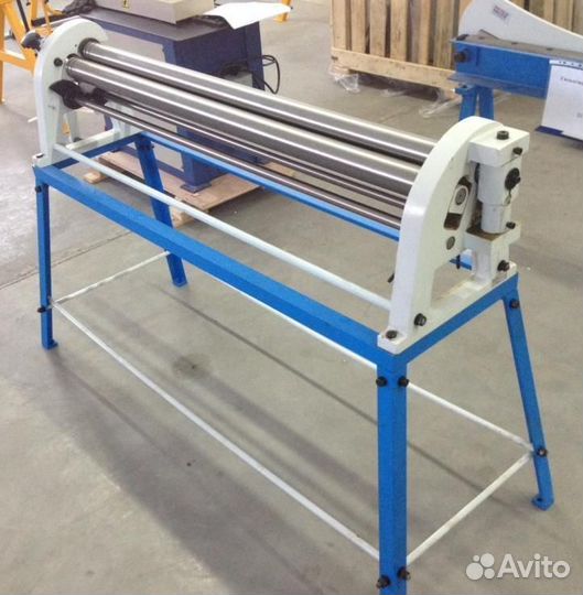 Трехвалковый листогиб / Вальцы / W01 0.8x1300