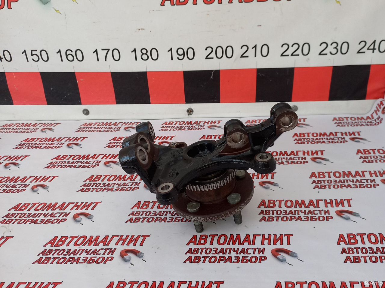 Кулак поворотный правый Форд Мустанг 6 2.3 14-23