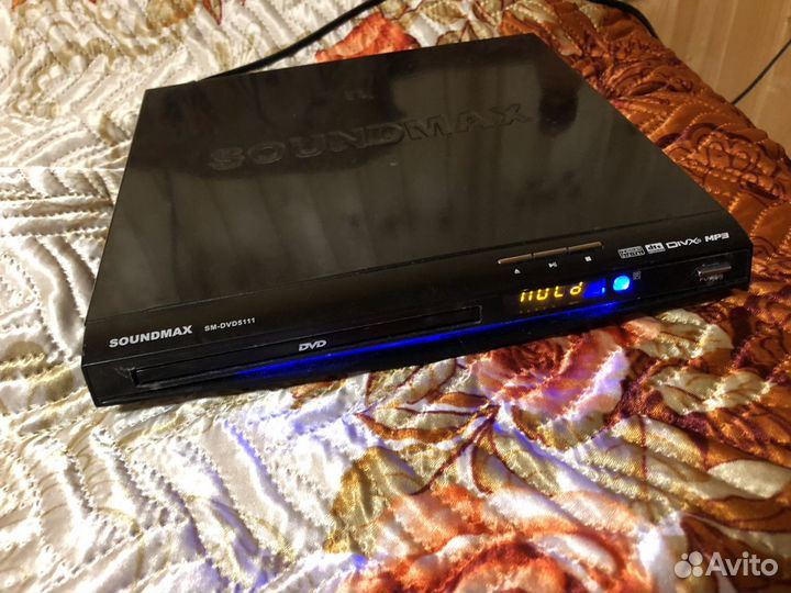 Soundmax SM-DVD5111 на запчасти