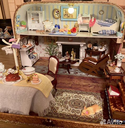 Кукольный домик чемоданчик Двухэтажный