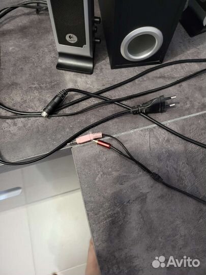 Акустическая компьютерная колонка logitech s200