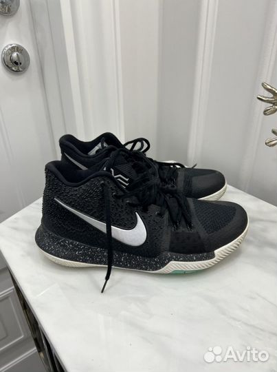 Кроссовки nike kyrie 3, размер 41