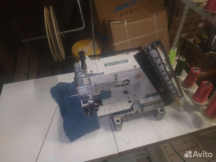 Поясная лампасная швейная машина Siruba