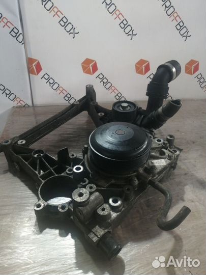 Помпа Mercedes Glc X253 OM651 2.2 CDI 2017