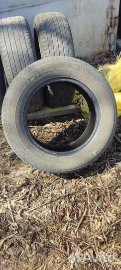 Bridgestone 738V 215/65 R16 70H