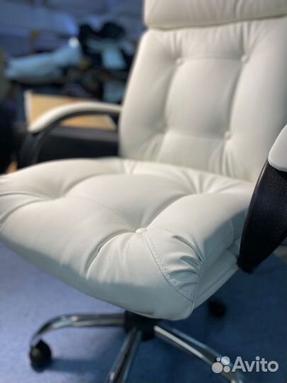 Кресло офисное
