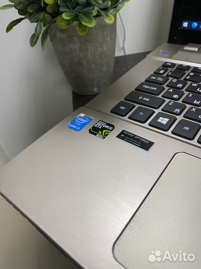 Игровой 17 дюймов/GTX 4Gb/Core i5/SSD+HDD