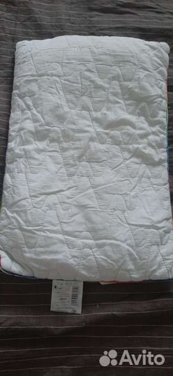 Одеяло, подушка, плед