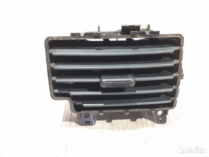 Дефлектор Воздуховод печки Nissan almera classic B