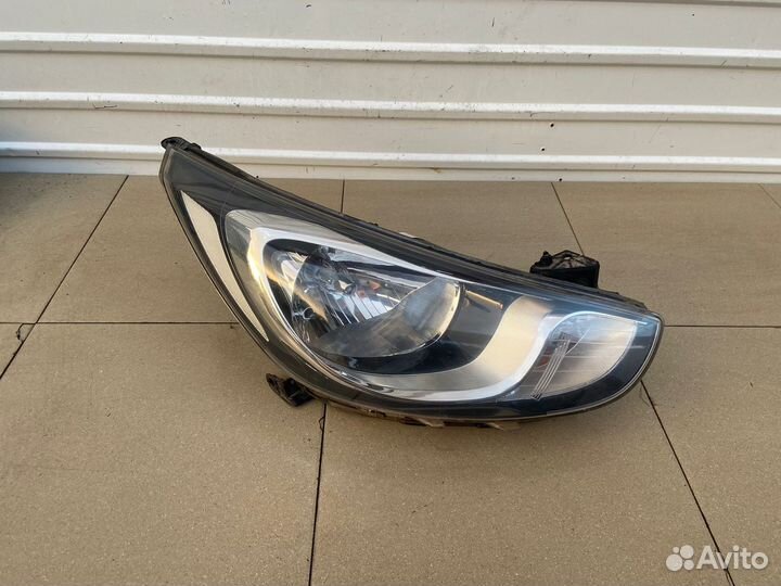 Фара передняя правая Hyundai Solaris