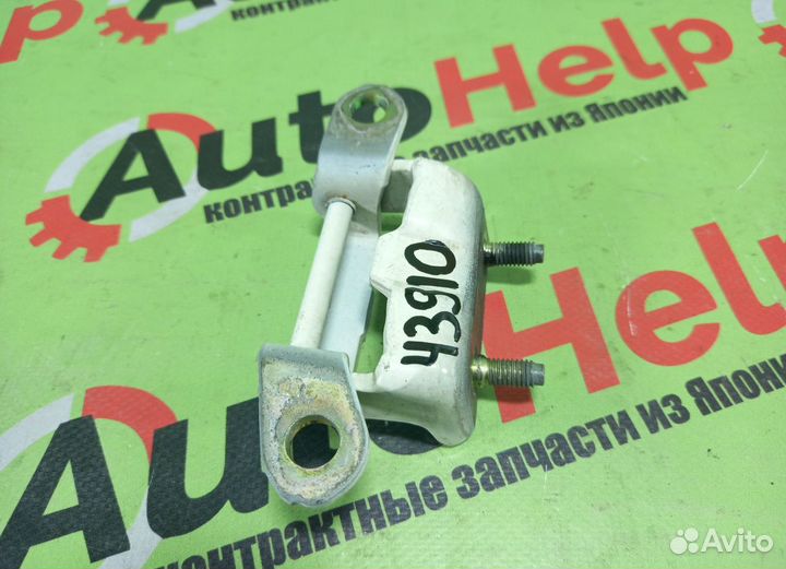 Петля двери nissan teana J31 задняя правая верхняя