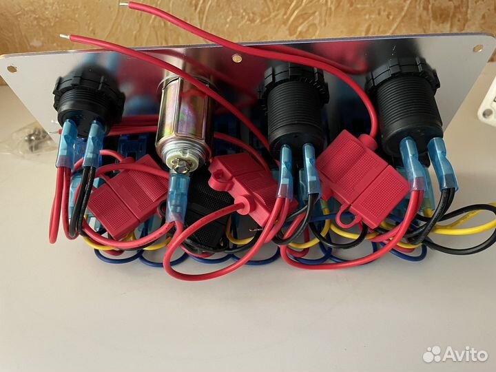 Панель управления для лодки, катера, яхты