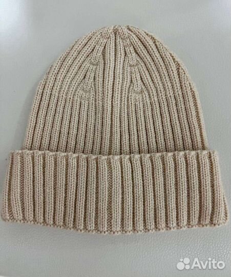 Шапка бежевая оригинал
