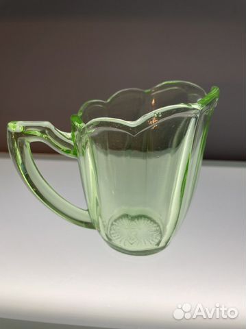 Молочник зелёное стекло