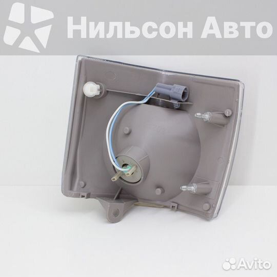 Габарит toyota dyna 1994-1998 г белый, левый, ooto