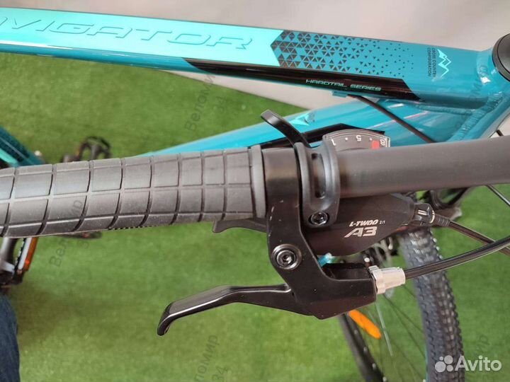 Велосипед Stels Navigator 720 27,5д темный чирок