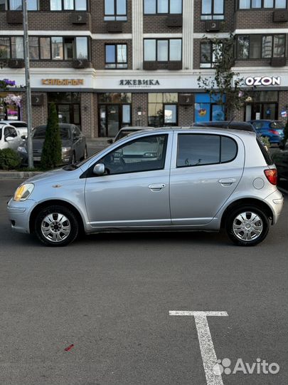 Toyota Vitz 1.0 AT, 2003, 240 421 км