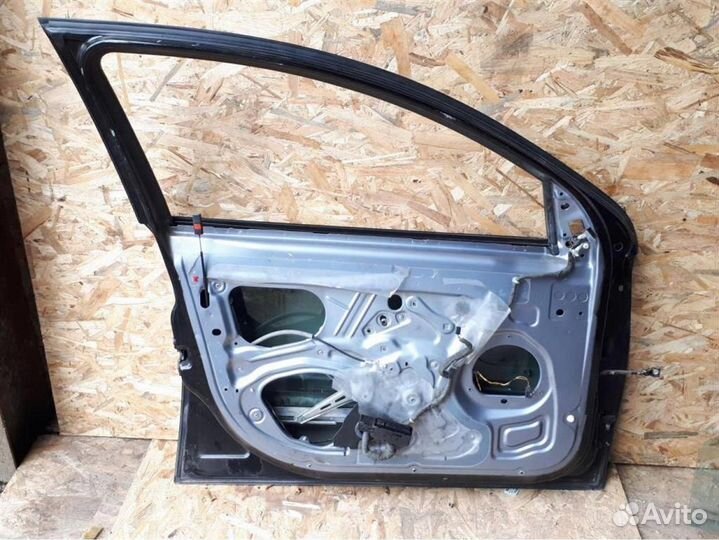 Дверь передняя левая Opel Vectra C 2002-2008