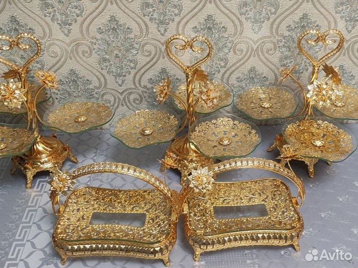 Этажерка и ваза для фруктов в стиле ампир