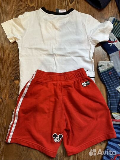 Костюм на мальчика Adidas оригинал 122-128 размер