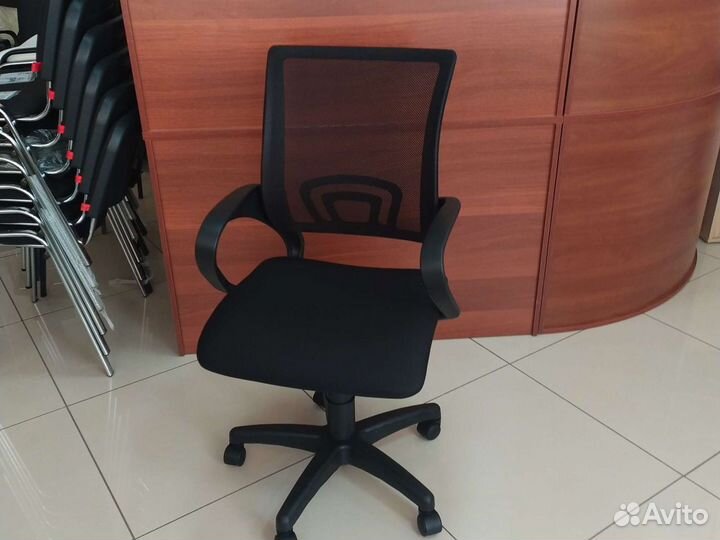 Кресло компьютерное 696 N