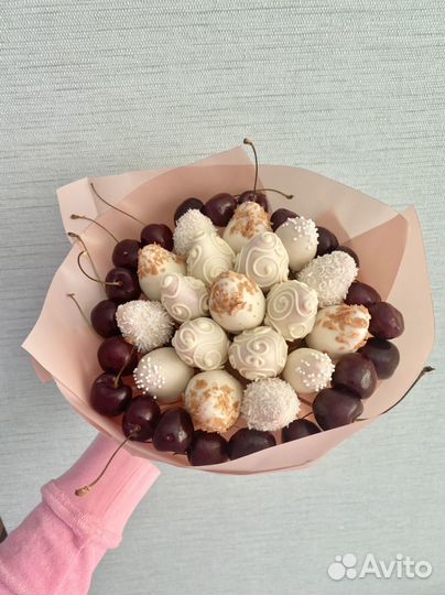 Клубника в шоколаде на 1 сентября