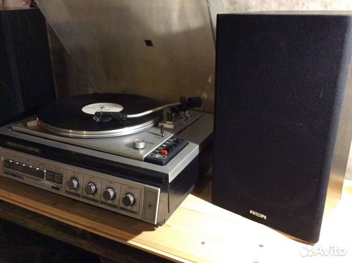 Проигрыватель винила Вега 109