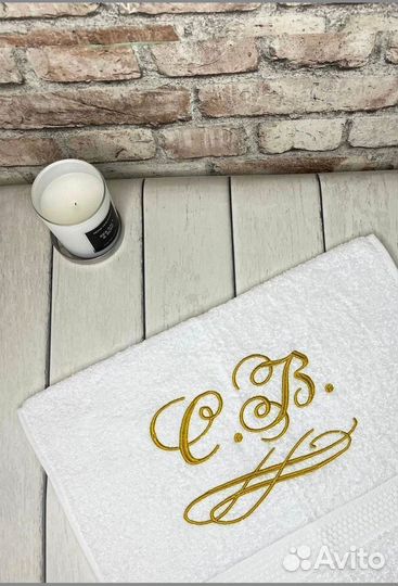 Полотенце с вышивкой