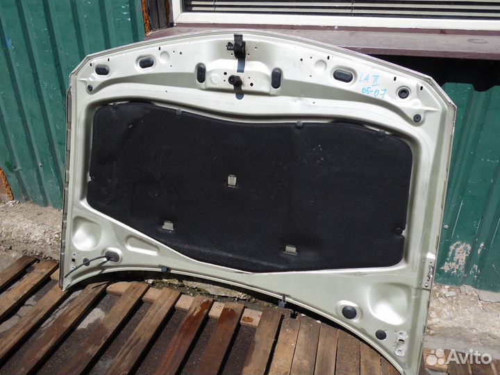 Капот Рено Лагуна 2 бежевый рестайлинг