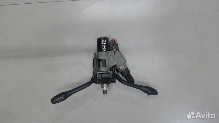 Переключатель поворотов и дворников Volkswagen Gol