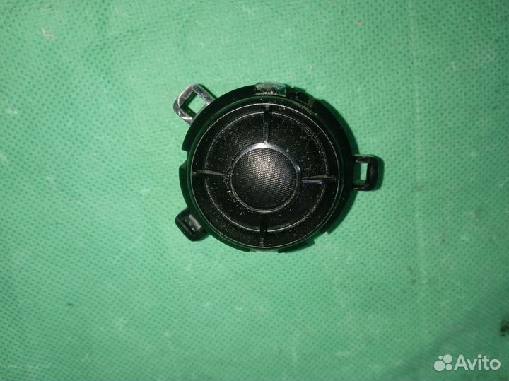 VW Jetta (NF) Vl динамик двери задней правой