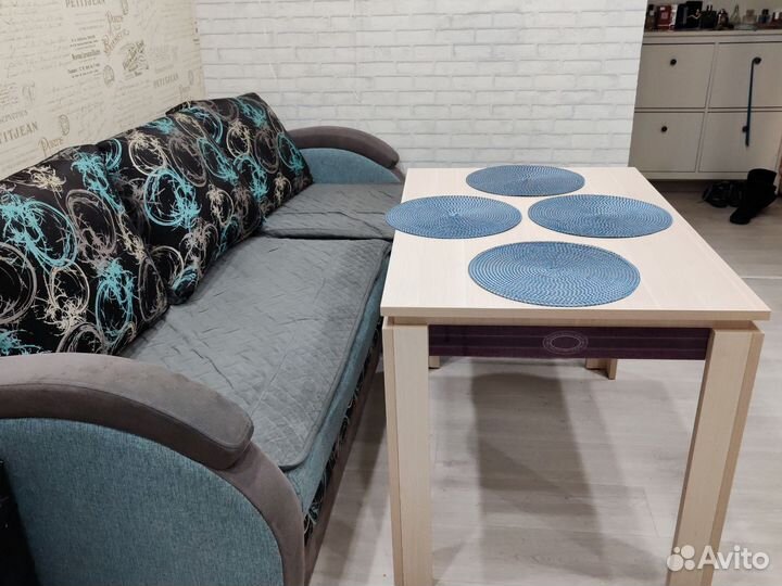 Продам диван+ стол