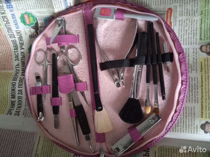 Маникюрный и косметический набор