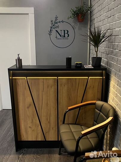 Ресепшн Лион от производителя