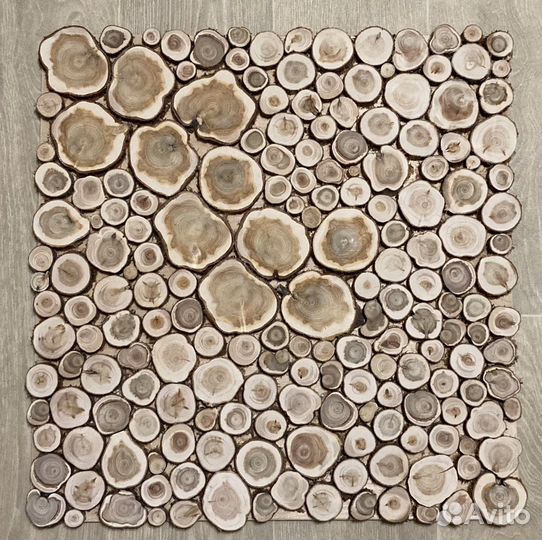 Панно из можжевельника в наличии