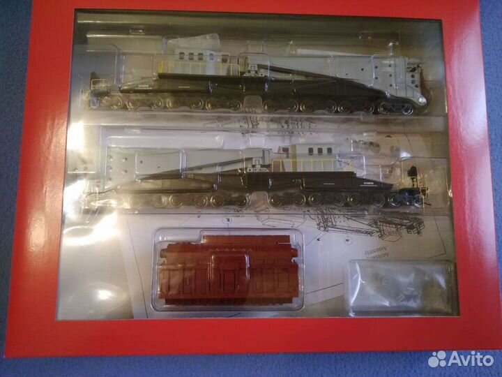 Транспортер 380-тонный 32-осный с грузом 