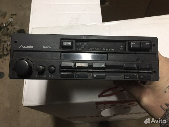 Магнитофон Audi оригинал винтаж