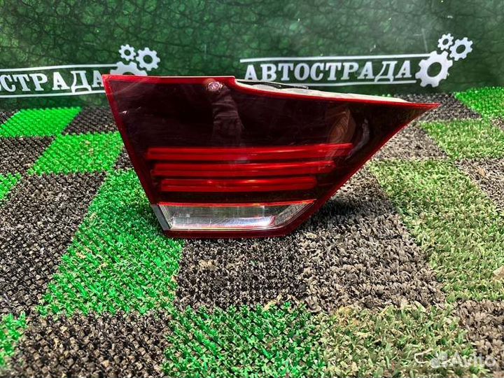 Фонарь в крышку багажника левый Lexus Ls 2012-2017