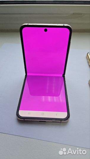 Samsung Galaxy Z Flip4, 8/256 ГБ