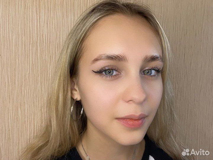 Ламинирование, окрашивание и коррекция бровей