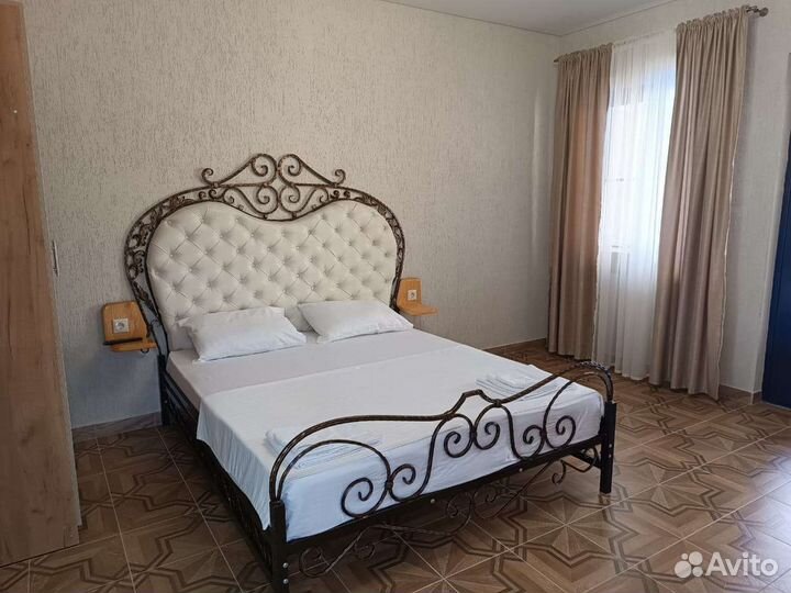 Жилье в Абхазии. Гудаута